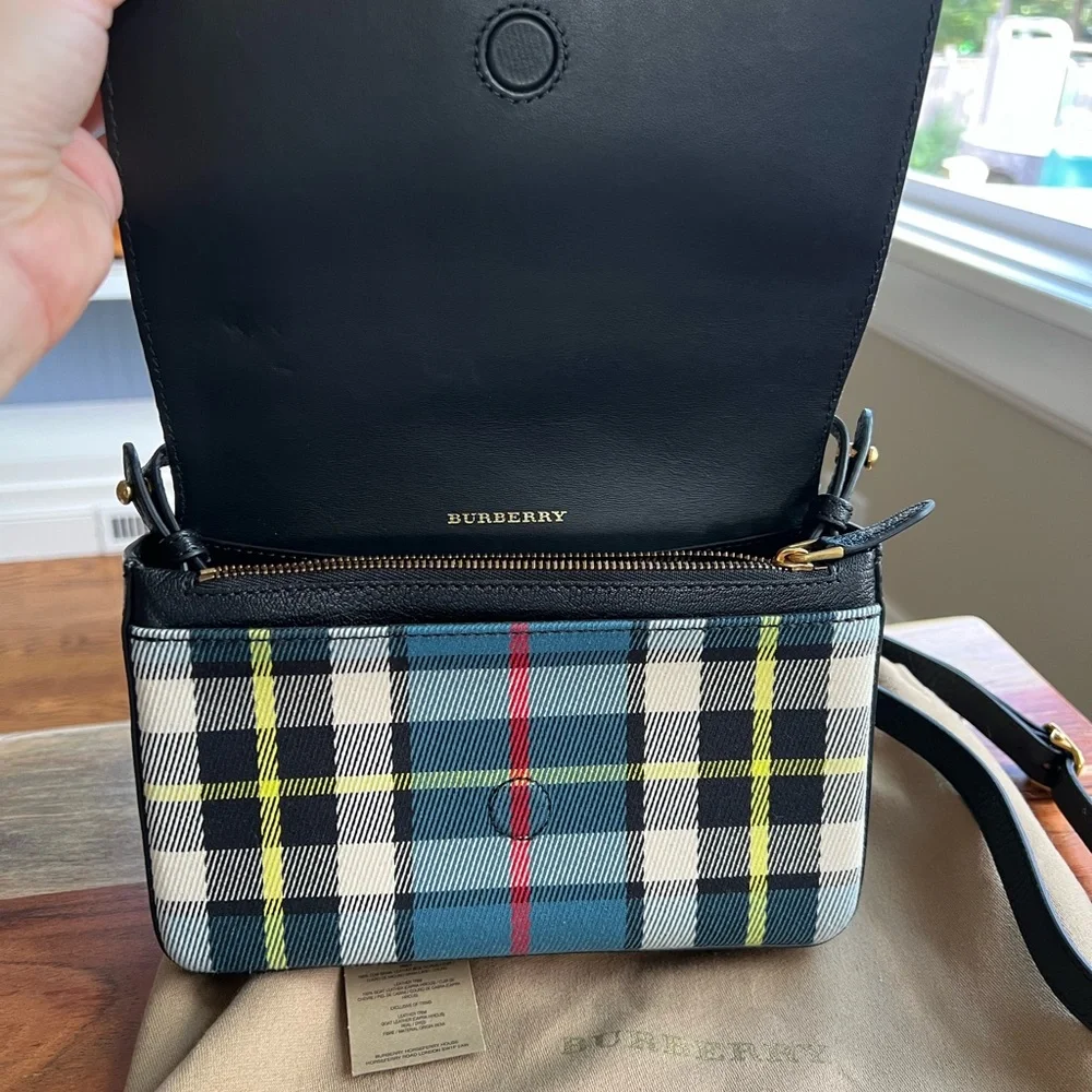 Burberry Tartan Canvas Hampshire Wallet Crossbody Bag - Picture 7 of 7